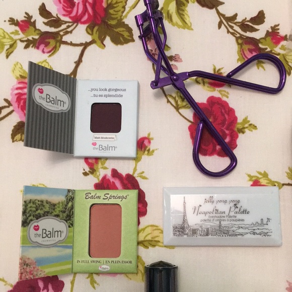 New makeup lot! - Picture 5 of 5